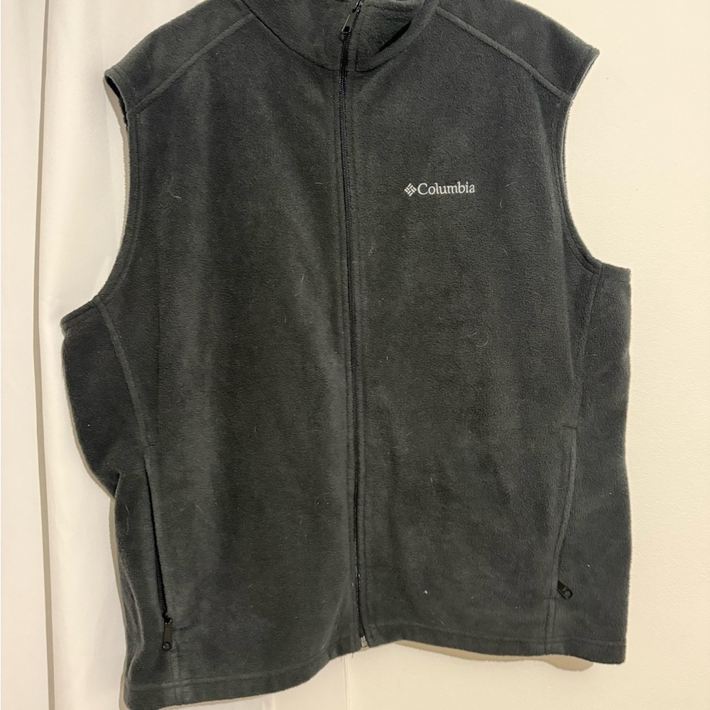 Columbia Charcoal Fleece Vest